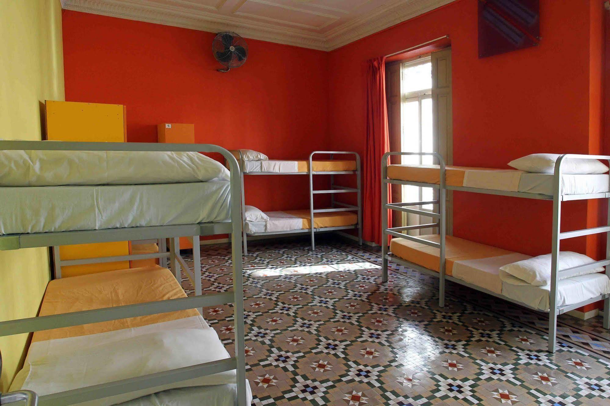 Red Nest Hostel Walencja