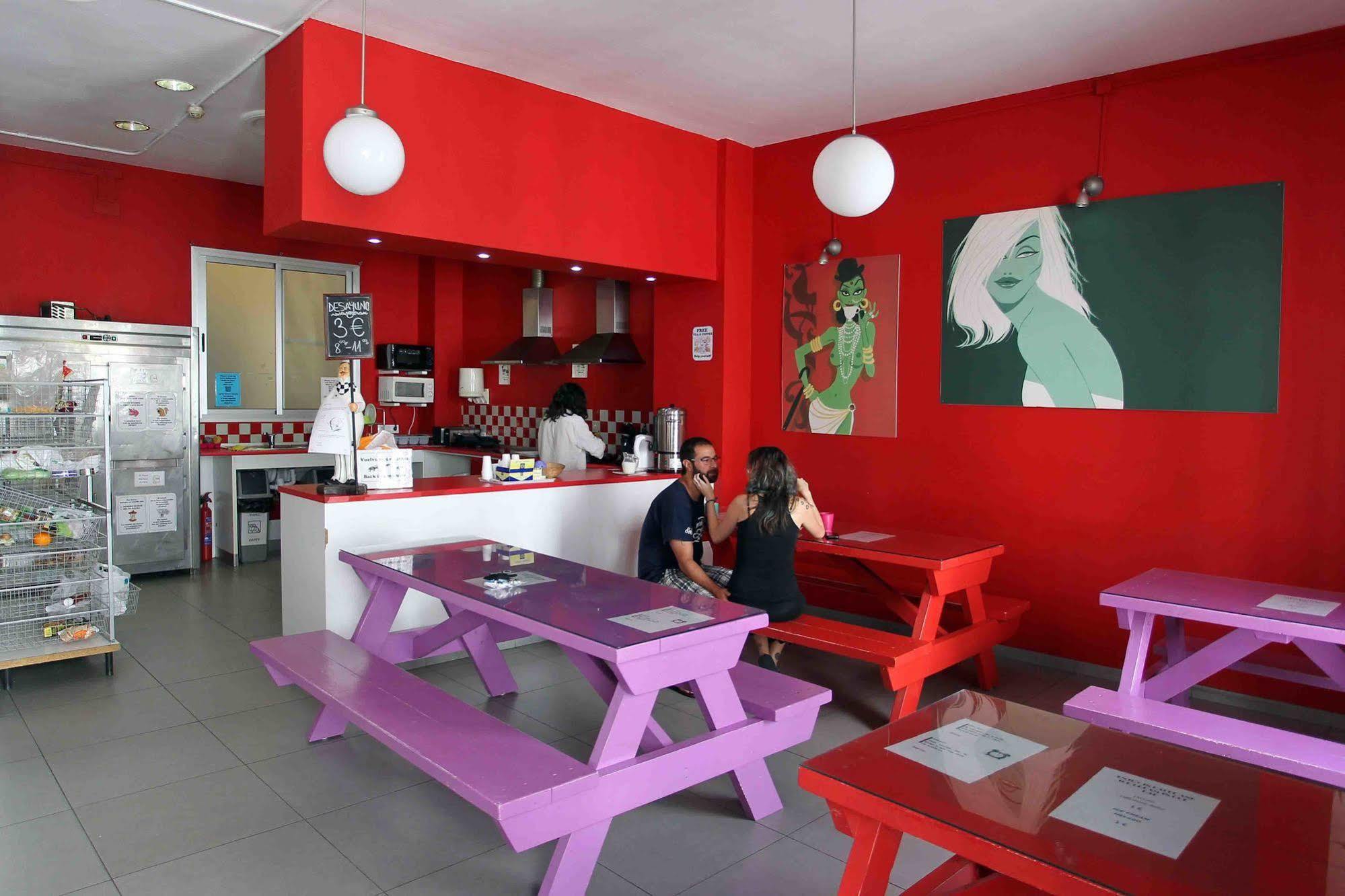 Red Nest * Walencja
