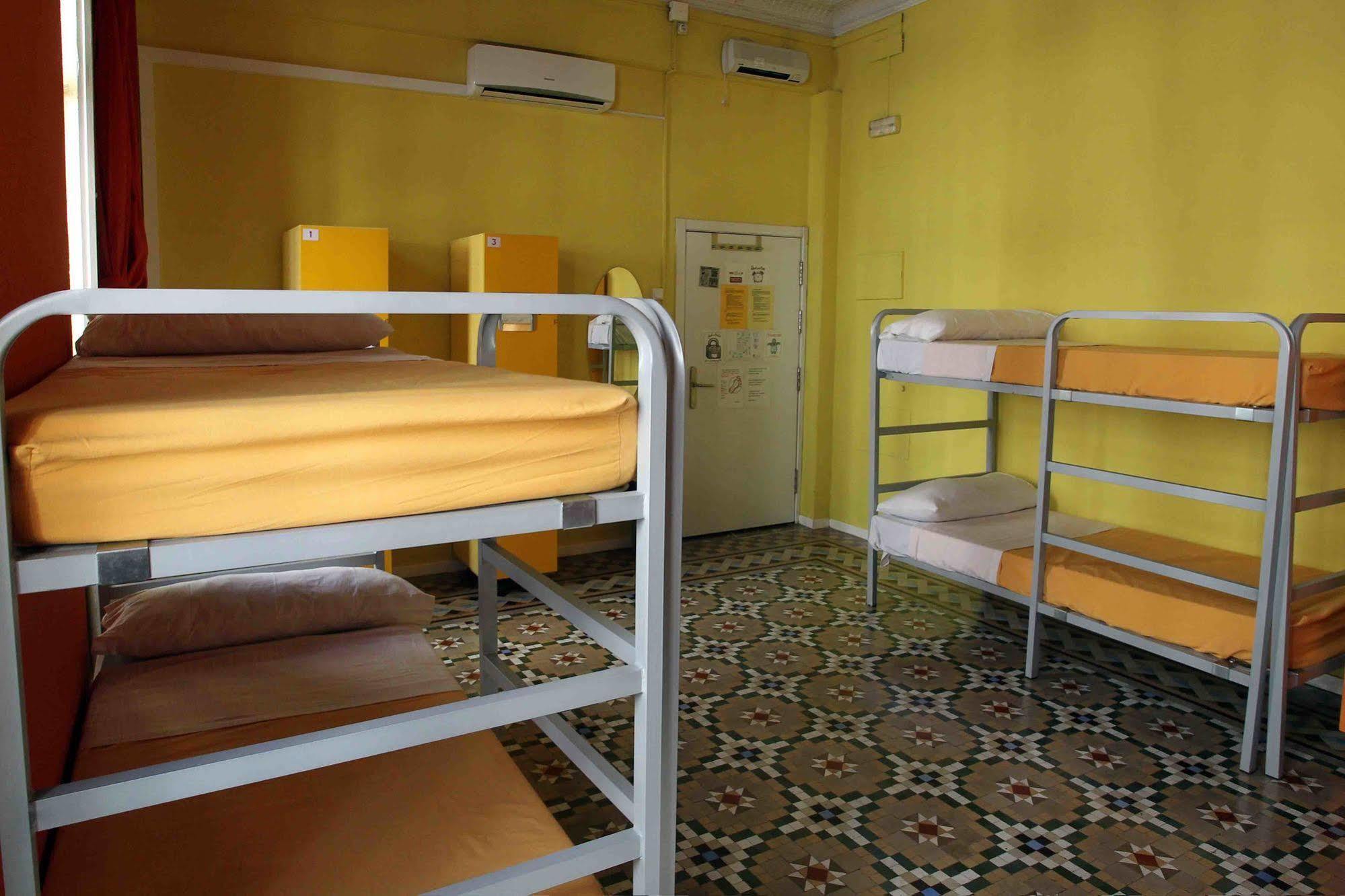 Hostel Red Nest Walencja